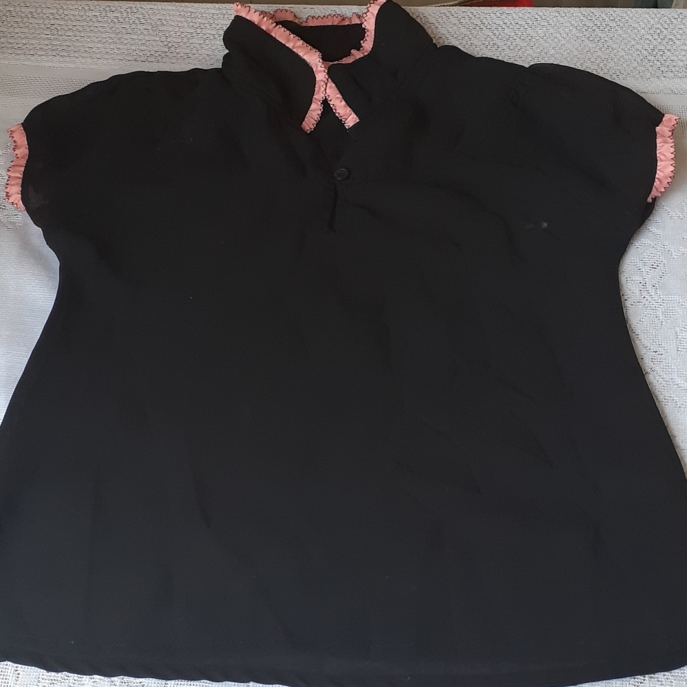 Black and pink top